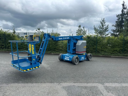 Vysokozdvižná pracovní plošina GENIE Z34-22N