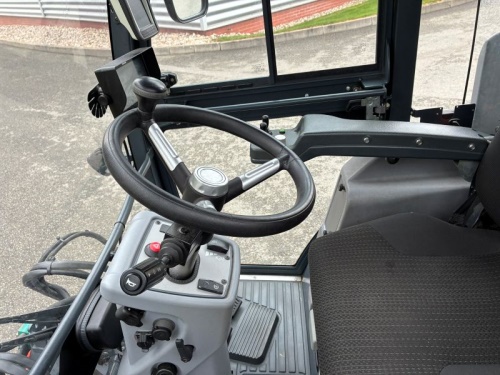 Víceúčelový komunální stroj HAKO Citymaster 1650