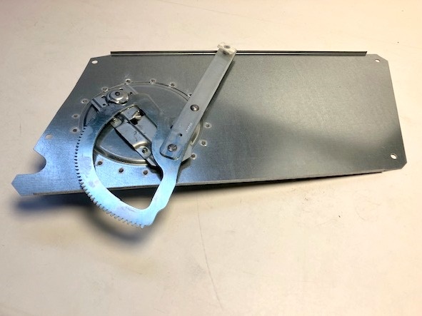 mechanismus stahování okna dveří levý FUMO, M27