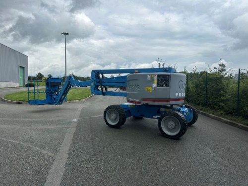 Vysokozdvižná pracovní plošina GENIE Z51/30J