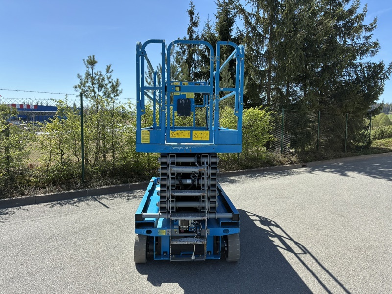Vysokozdvižná pracovní plošina GENIE GS 4047