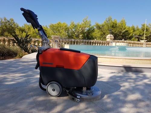 Hako Scrubmaster B12