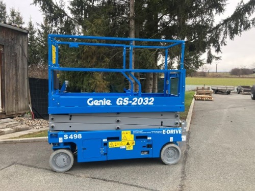 Vysokozdvižná pracovní plošina GENIE GS 2032