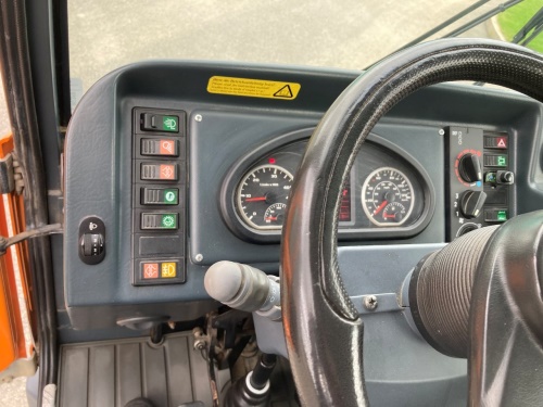 Komunální vozidlo MULTICAR M 27 C 4x4