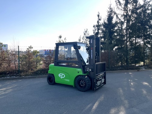Čelní vysokozdvižný vozík EP CPD50L1; 80V/560Ah