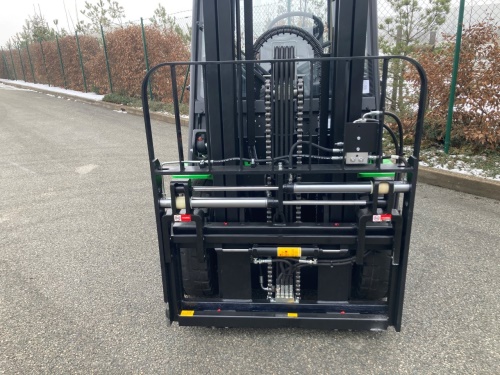 EFL353 80V/280Ah; 150A externí nabíječ
