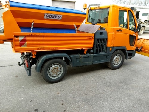 Komunální vozidlo MULTICAR M30