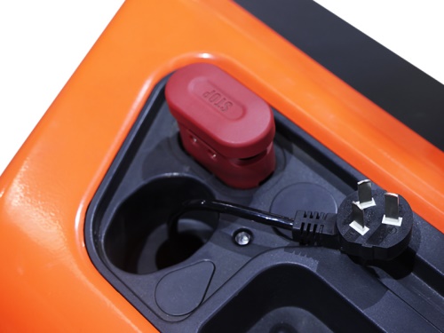 Elektrický vysokozdvižný vozík PVE 06 NCB/2900