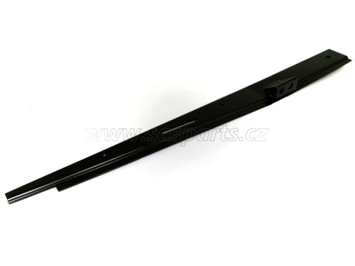 sloupek zadní pravý kabiny M26