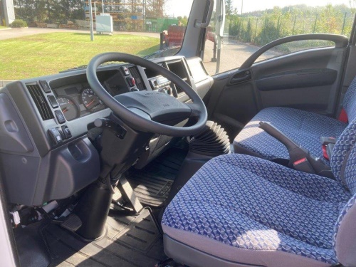 Komunální vozidlo ISUZU M21 TH
