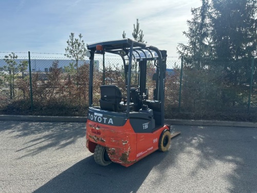 Čelní vysokozdvižný vozík TOYOTA 7FBEST15