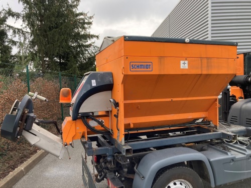 Sypač Schmidt Strator S15-15VAX