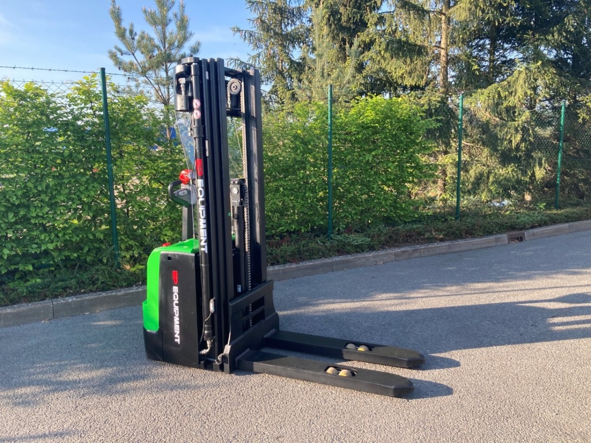 Elektrický vysokozdvižný vozík EP WSA161 24V/100Ah (Li)