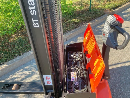 Elektrický vysokozdvižný vozík BT SWE 120