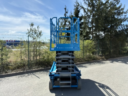 Vysokozdvižná pracovní plošina GENIE GS 4046