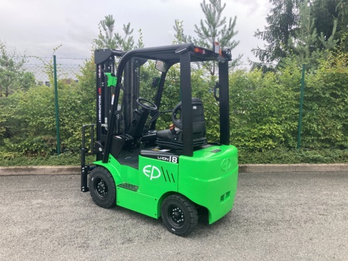 Čelní vysokozdvižný vozík EP EFL181; 48V/150Ah