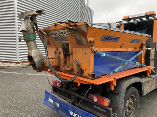 Sypač vozovek FSS1100