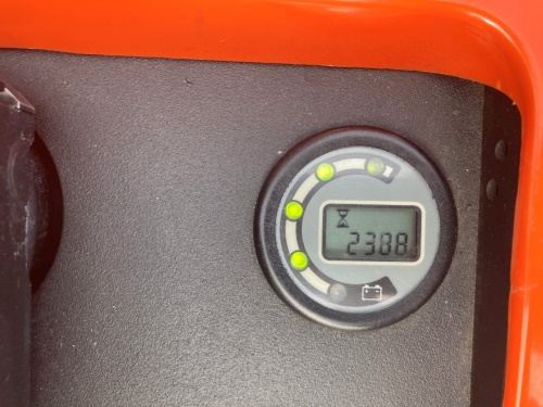 Elektrický vysokozdvižný vozík BT HWE 100