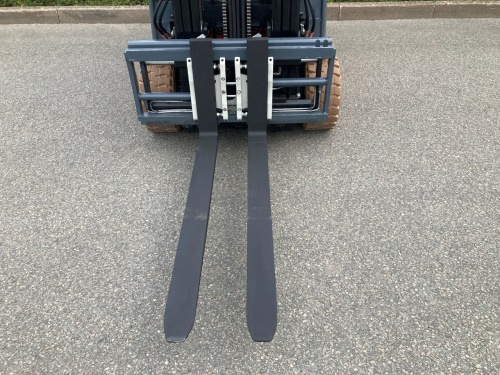 Čelní vysokozdvižný vozík TOYOTA 8FBMK20T