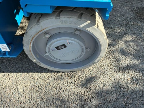 Vysokozdvižná pracovní plošina GENIE GS 4046