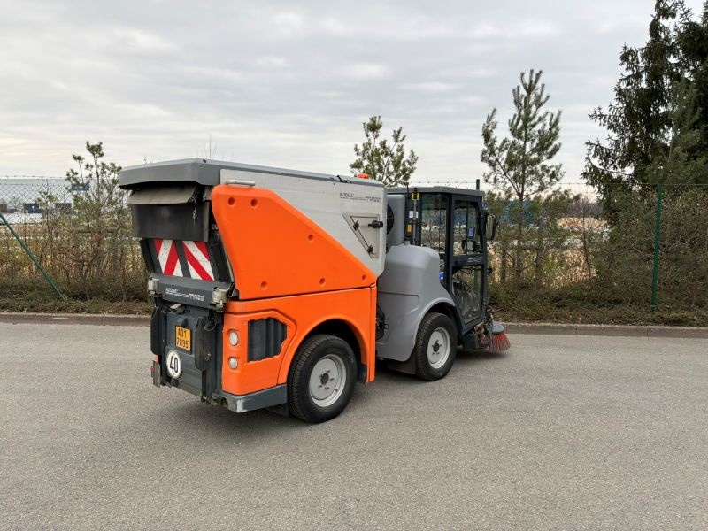 Víceúčelový komunální stroj HAKO Citymaster 1650 Comfort