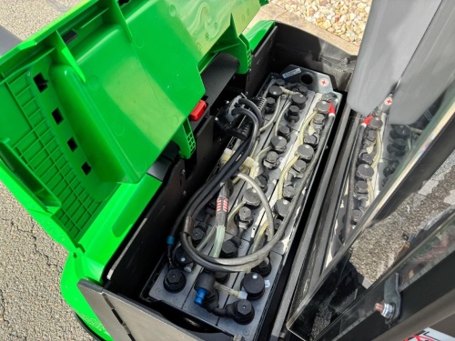 Elektrický vysokozdvižný vozík CESAB S212S