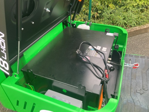 Čelní vysokozdvižný vozík EP EFL181; 48V/150Ah