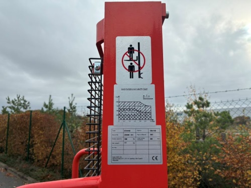 Paletový vozík Vysokozdvižný vozík  EFS 1016 G 10/1600