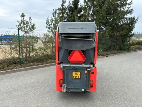 Víceúčelový komunální stroj HAKO CITYMASTER 600
