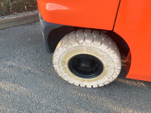 Čelní vysokozdvižný vozík Toyota 02-8FGF25