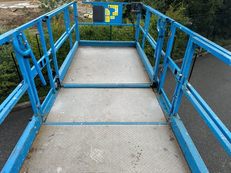 Vysokozdvižná pracovní plošina GENIE GS5390RT