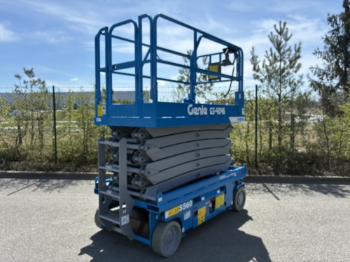 Vysokozdvižná pracovní plošina GENIE GS 4046