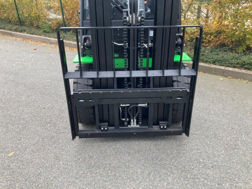 EFL353 80V/410Ah; 200A externí nabíječ