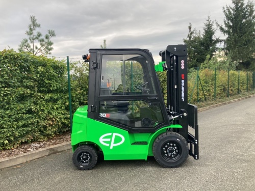 Čelní vysokozdvižný vozík EP EFL203; 80V/230Ah