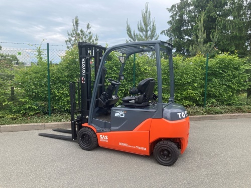 Čelní vysokozdvižný vozík TOYOTA 8FBMT20