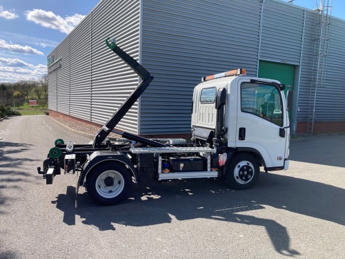 ISUZU M 21 Th