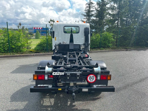 Komunální vozidlo ISUZU M21 TT