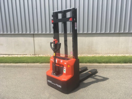 Elektrický pal. vozík vysokozdvižný PVE 12/2900