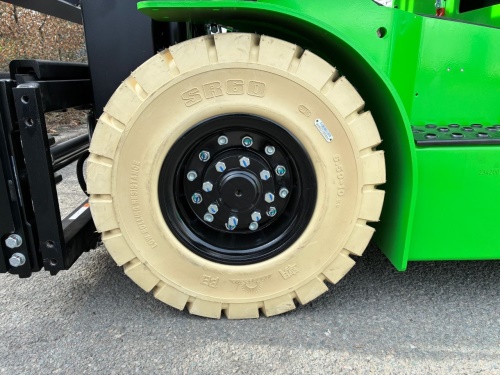 Čelní vysokozdvižný vozík EP EFL183; 80V/230Ah