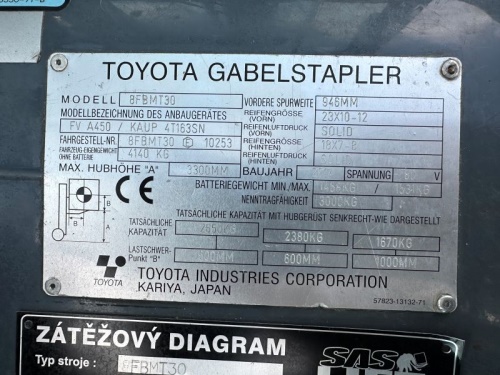 Čelní vysokozdvižný vozík TOYOTA 8FBMT30