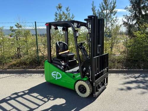 Čelní vysokozdvižný vozík EP TCL152; 80V/100Ah