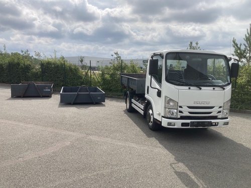 ISUZU NMR 85, kontejnerový nosič
