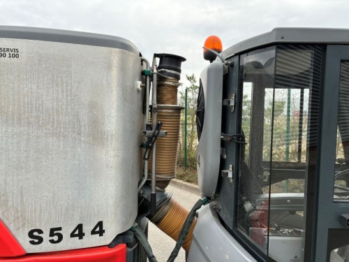 Víceúčelový komunální stroj HAKO CITYMASTER 600