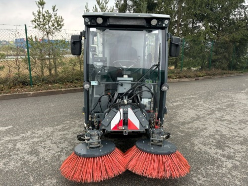 Víceúčelový komunální stroj HAKO Citymaster 1650
