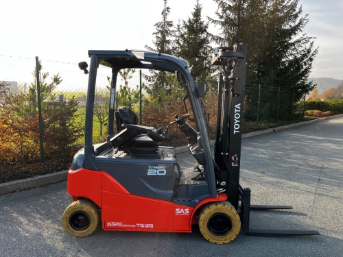 Čelní vysokozdvižný vozík TOYOTA 8FBM20T