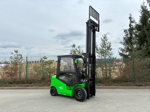 Čelní vysokozdvižný vozík EP EFL252X5; 80V/280Ah (560Ah)