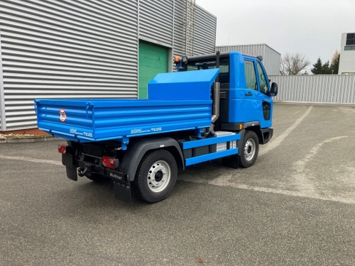 Nákladní vozidlo Multicar M27