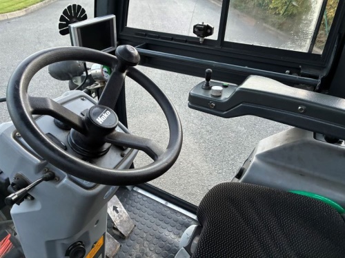 Víceúčelový komunální stroj HAKO CITYMASTER 600