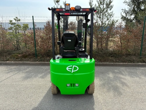 Čelní vysokozdvižný vozík EP EFL183; 80V/230Ah