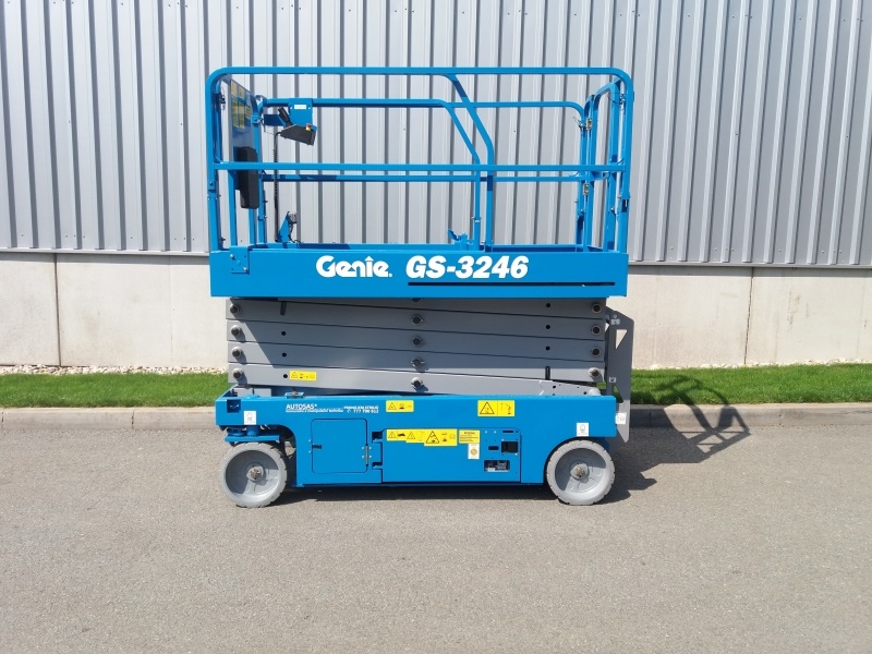 Vysokozdvižná pracovní plošina GENIE GS 3246